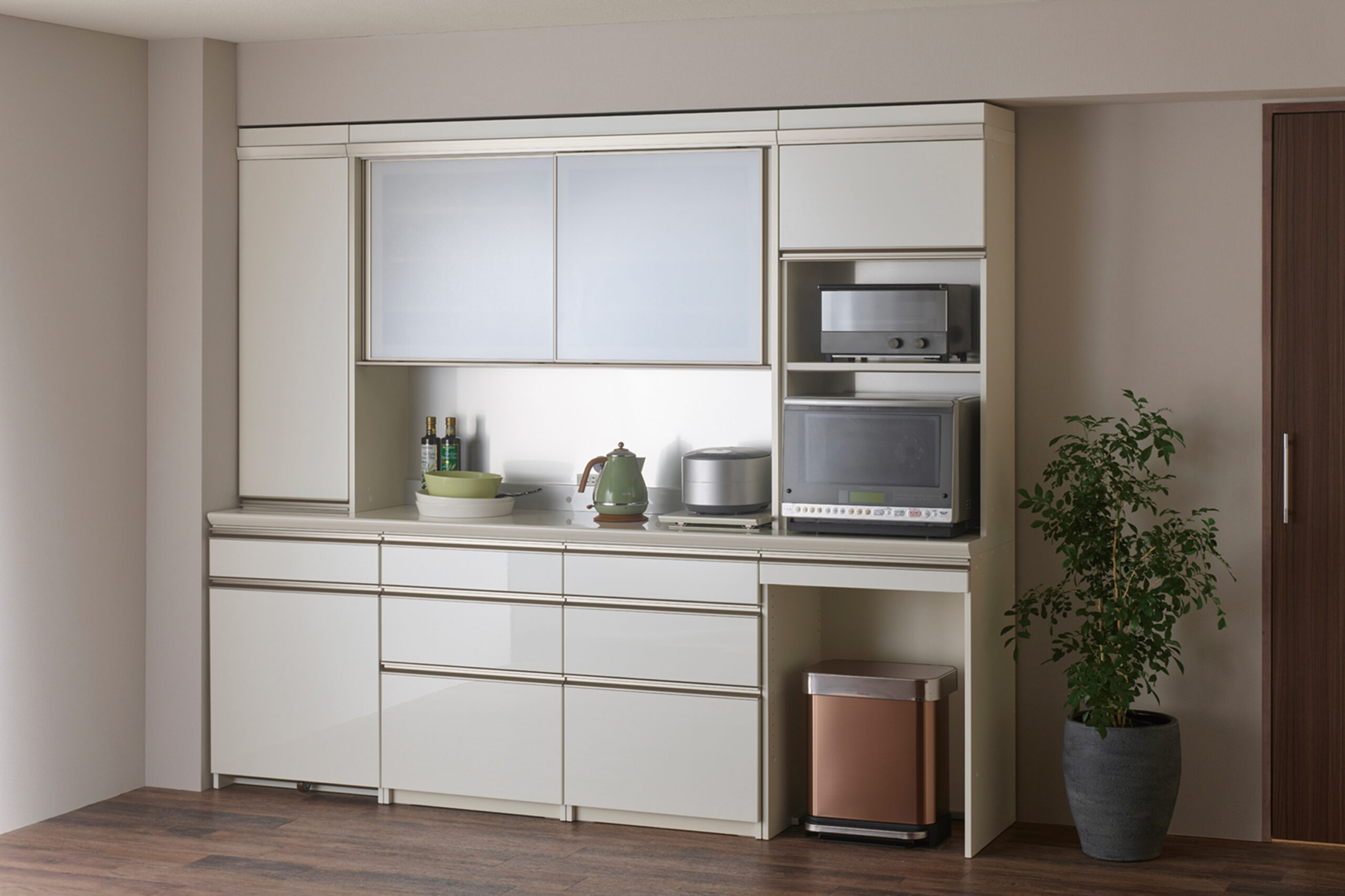 ショールーム 家具 インテリアの パモウナ