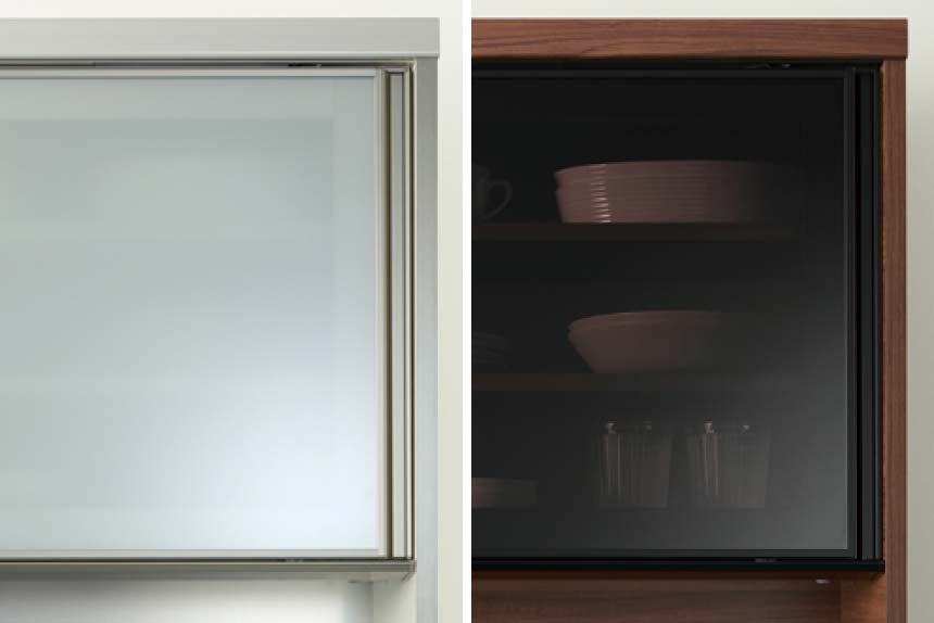 ECEMスライドドアのカラーはシルキーパールとクリスタルブラック