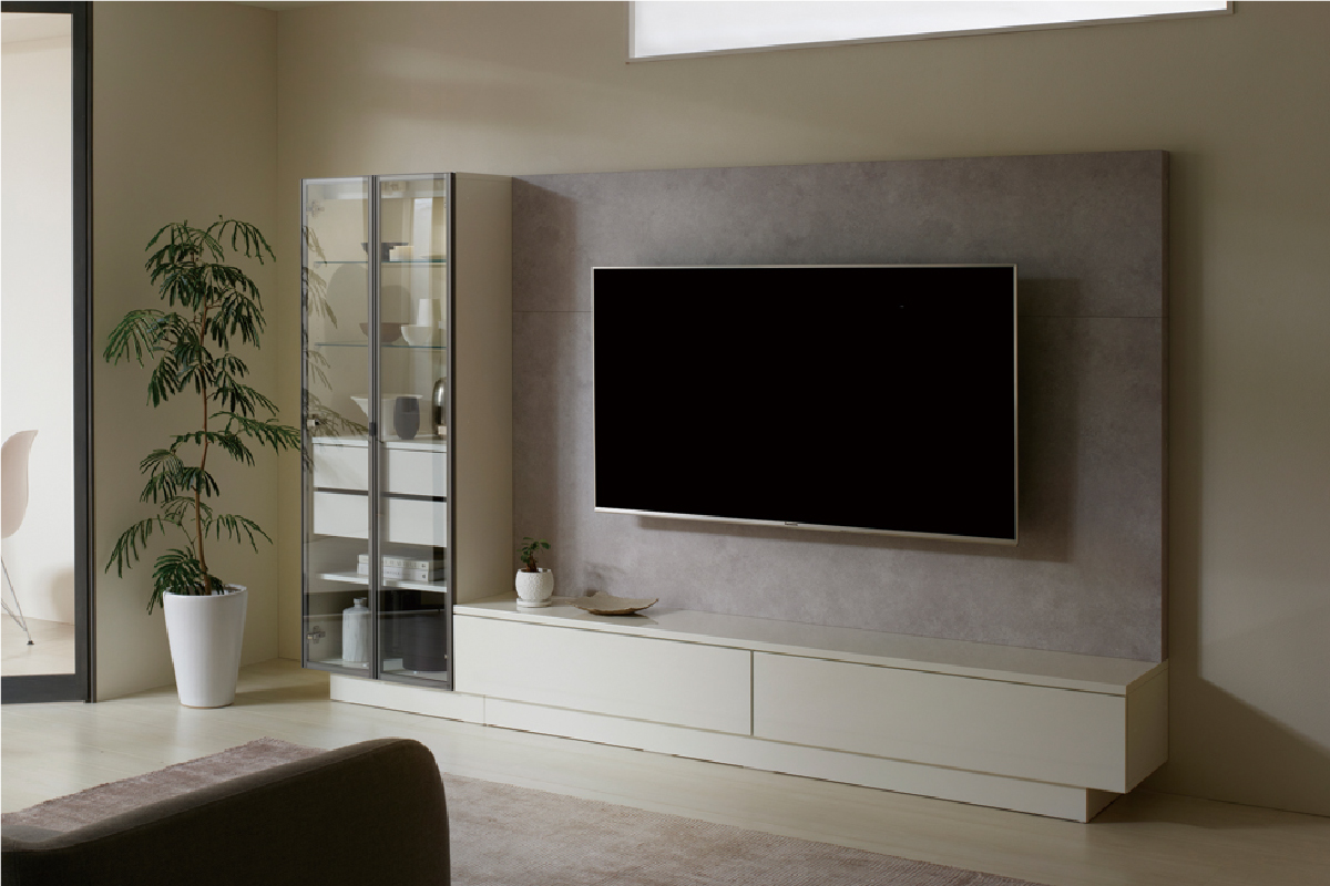 テレビを家具の背面に固定する『壁掛け型』タイプ