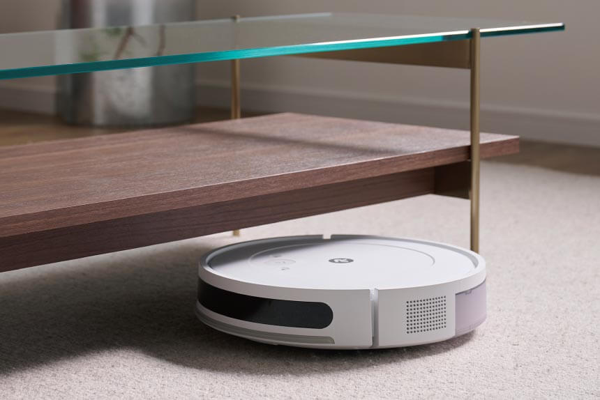 テーブル下はロボット掃除機が通れます