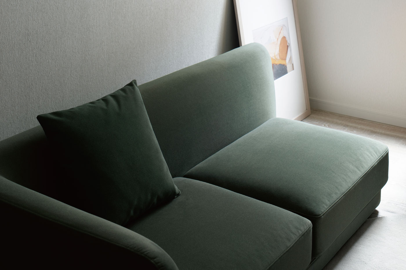 柔らかな肌触りと贅沢な座り心地。