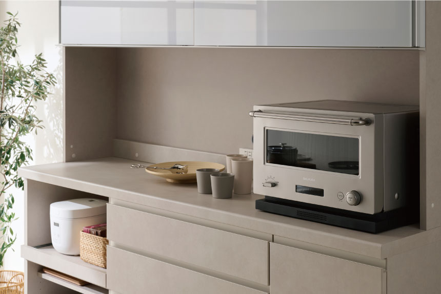 YSの天板部分には家電を置いたり、作業スペースとしてご使用いただけます。