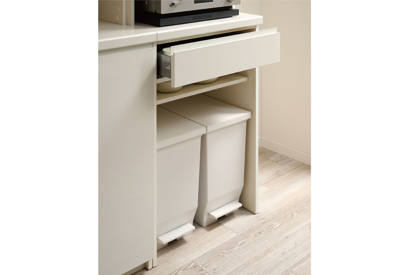 YSサイドアイテムの下台オープン収納