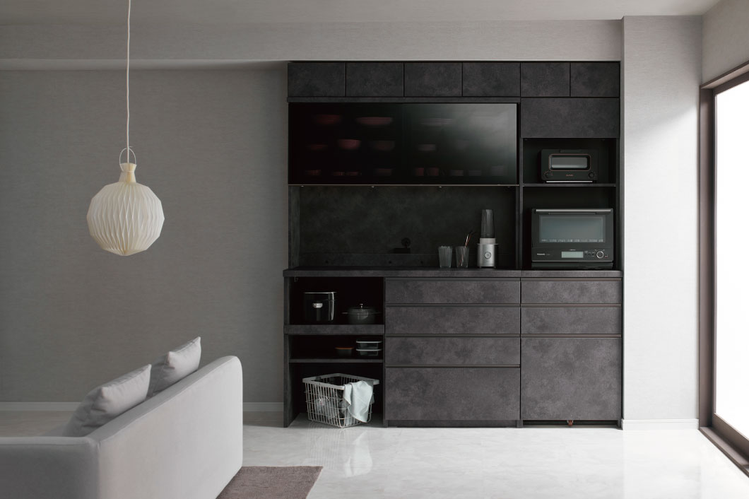 セラミカネロYS食器棚のリビングダイニングコーディネート